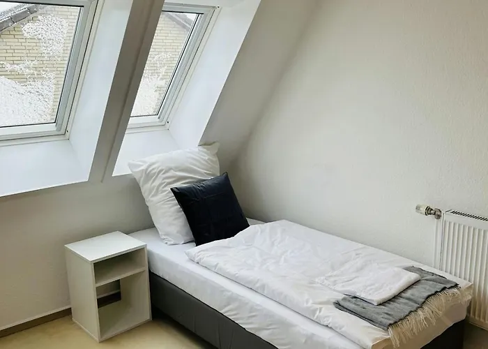 Convenient For 2 Barsbuttel